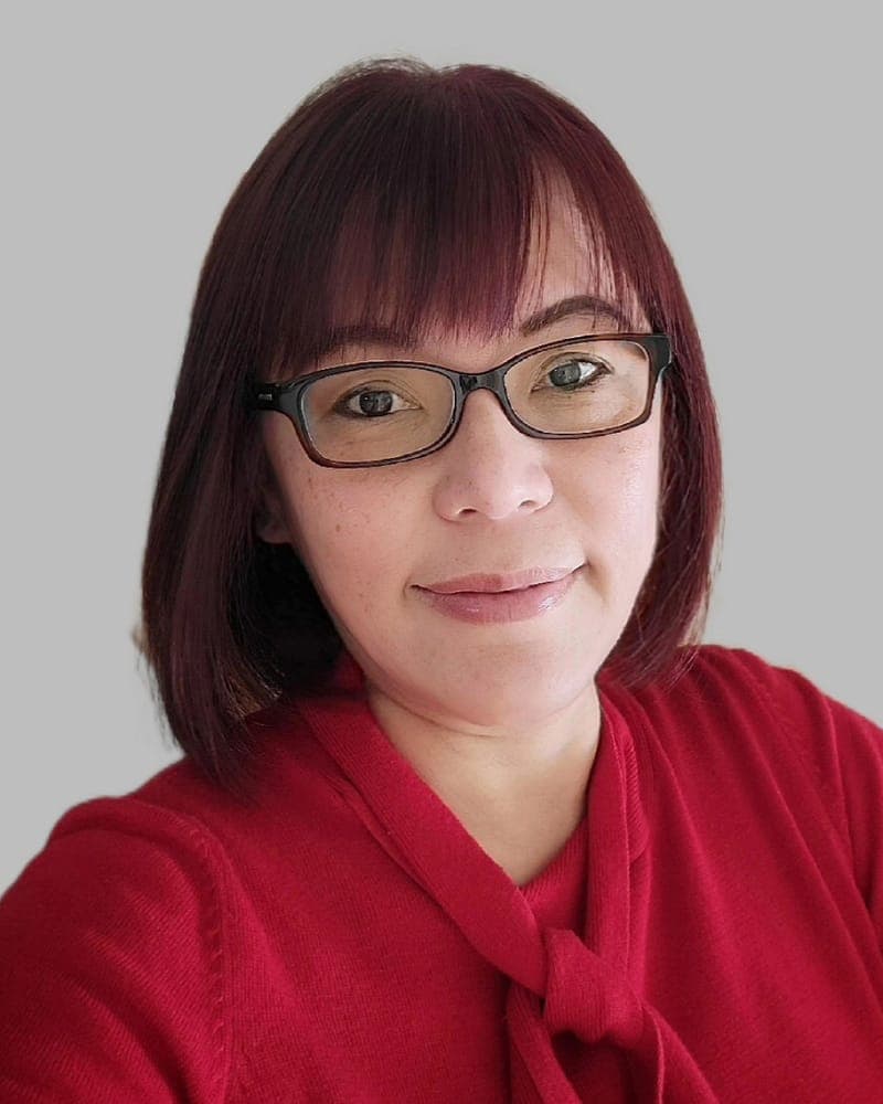 Portrait of Leena Po, Entrepreneurship Program Manager at Cultural Diversity Resources
